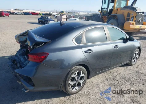 2019 Kia Forte Lxs z USA, uszkodzony, nr VIN 3KPF24AD5KE016086